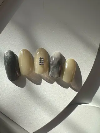 ネイル nailroom Anmie.のネイルデザイン