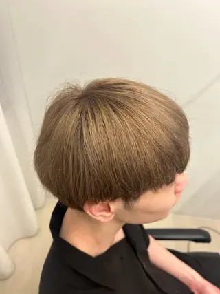 カラー メンズ Momo/ショート /ハンサムショートのヘアスタイル