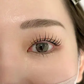 マツエク・マツパ 河野 美紀の眉毛・アイブロウイメージ