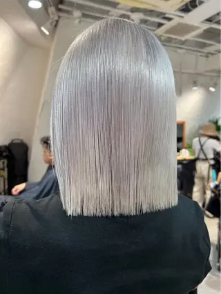 ミディアム カラー 新宿デザインカット 👶RENAのヘアスタイル