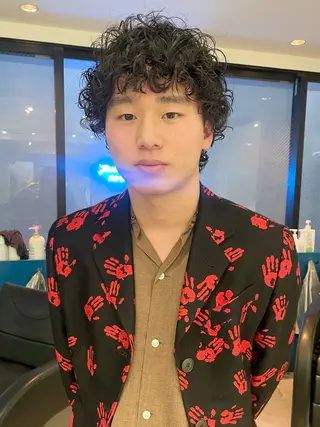 ショート パーマ メンズ スパイラルパーマ 🌐hina⭐️のヘアスタイル