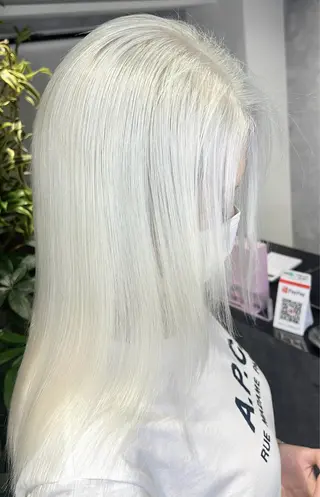 ロング カラー mimiiy梅田 中崎町ハイトーンのヘアスタイル