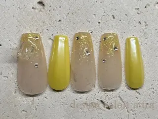 ネイル . 未來のネイルデザイン