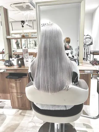 ロング カラー Re:st所属・Miyavi/カラー ショートボブのヘアスタイル