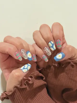 ネイル she saw me / shokoのネイルデザイン