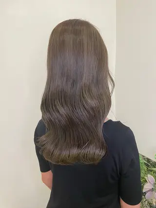 ロング カラー 尾崎 弘和のヘアスタイル