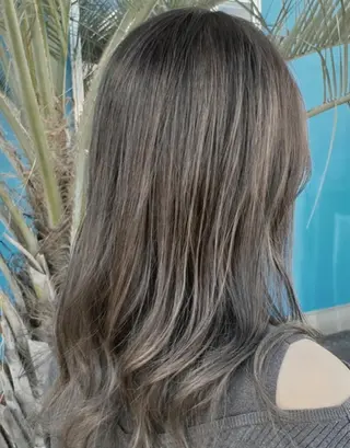 ロング カラー 深澤 春樹のヘアスタイル