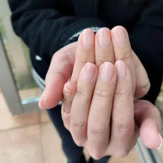 ネイル salon de clea (クレア)所属・秋山 あゆみのネイルデザイン
