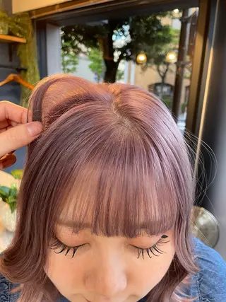 セミロング RINOSHORES YOKOHAMA.日本大通り店所属・ハイトーン nagisaのヘアスタイル