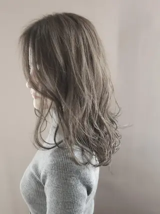 カラー セミロング Ash 店長　山下達也のヘアスタイル