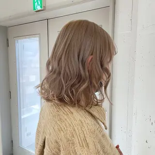 ミディアム カラー 川添 桃花のヘアスタイル