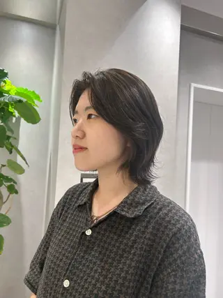 ショート カラー SALOWIN 新宿三丁目me+所属・レイヤー/ボブ/ 髪質改善/石井ハルカのヘアスタイル
