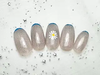 ネイル ネイルPetit Ribbonのネイルデザイン