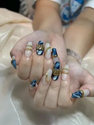 ネイル VIVIAN リサのネイルデザイン