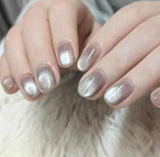 ネイル 會田 瑠衣のネイルデザイン