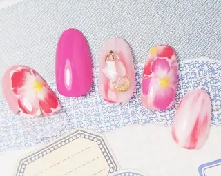 ネイル alma nailsのネイルデザイン