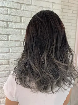 ロング カラー パーマ ネイル マツエク・マツパ レイヤー＆カラー 人気美容師倉崎涼のヘアスタイル