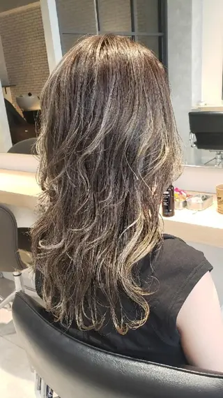 ロング カラー arrow🖤 もえみのヘアスタイル