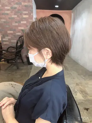 ショート カラー パーマ ヘアアレンジ キッズ ネイル マツエク・マツパ アイブロウ 髪質改善✨ハツメイ オグ✂️のヘアスタイル