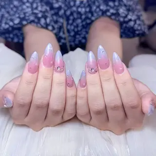 ネイル NINI Monster🌟のネイルデザイン