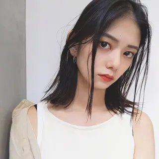 ショート カラー 遠藤 眞実のヘアスタイル