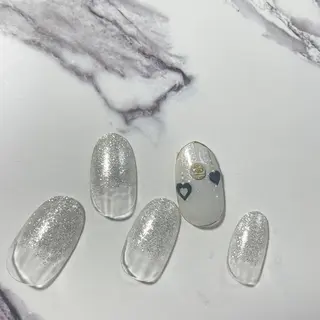 ショート ネイル Trinity ネイリストスタッフのネイルデザイン