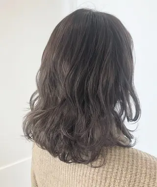 セミロング カラー sano sayakaのヘアスタイル