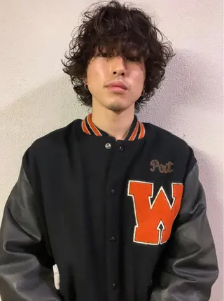 パーマ メンズ ヤマグチ リョウのヘアスタイル
