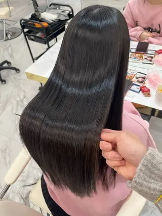 ロング 髪質改善縮毛矯正🫧 村上蒼生のヘアスタイル