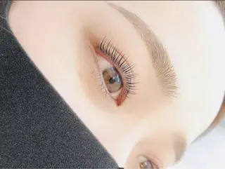 アイブロウ Lea 袖ヶ浦店 三品のマツエク・マツパデザイン