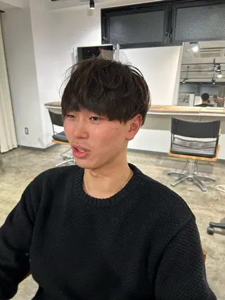 ショート パーマ メンズ become men's hair 名駅店所属・名駅/フェザーパーマ 韓国ヘア/森岡のヘアスタイル
