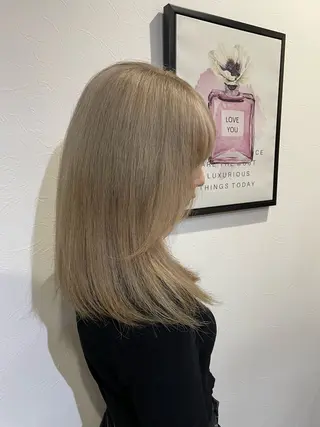 カラー acero + hair&eyelash 幸手店【アチェロ】所属・ハイライトハイトーン 💖MOMOKAのヘアスタイル