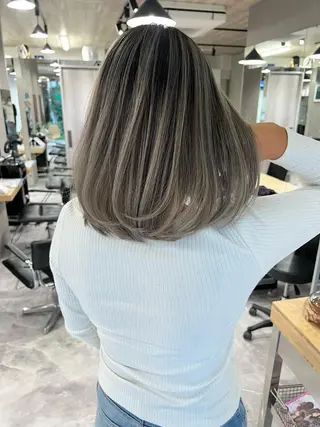 ミディアム REDEAL SHIBUYA所属・maya/レイヤー カット/ミインパーマのヘアスタイル