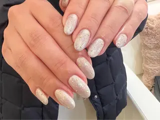 ミディアム eyelash  & nail Noi 松戸店【ノイ】所属・武田 莉咲のネイルデザイン