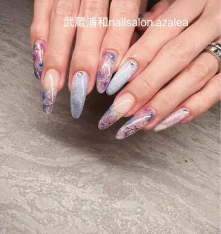 ネイル R inのネイルデザイン