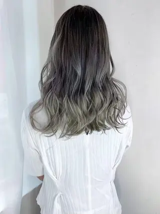 セミロング カラー 花田 麟のヘアスタイル