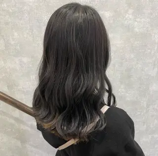 ロング 艶髪/縮毛矯正美容師 🧸YUZU🤍のヘアスタイル