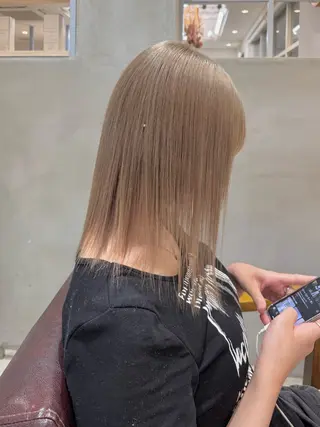 ミディアム カラー honoハイトーン Lote.一宮のヘアスタイル