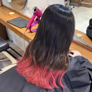 ロング カラー ヘアアレンジ 山口 摩七斗のヘアスタイル