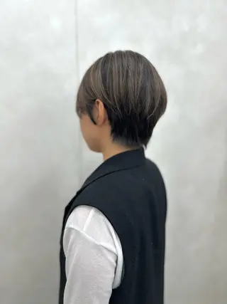 ショート カラー 縮毛矯正✨ 透明感カラー✨山下のヘアスタイル