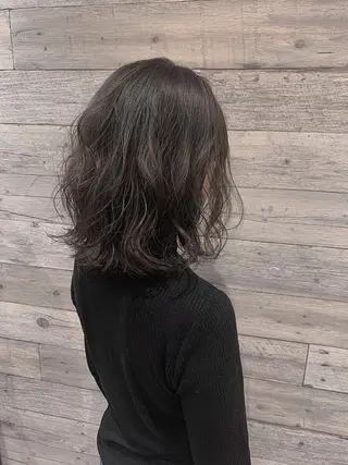 ミディアム カラー 村松 萌のヘアスタイル