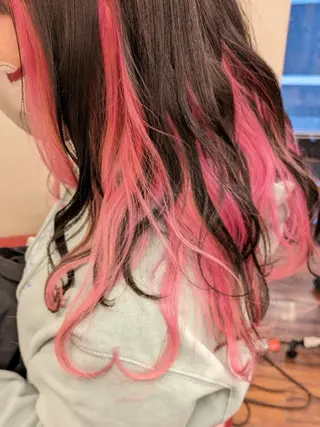 ロング カラー fuwat所属・秋葉原でカラーする なら🐉ちぇーたんのヘアスタイル