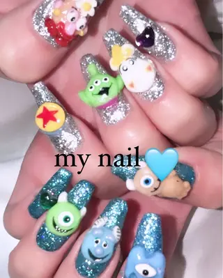 ネイル 高草木 桃香のネイルデザイン