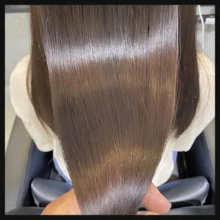 セミロング カラー パーマ ヘアアレンジ メンズ キッズ ネイル マツエク・マツパ アイブロウ ☃️髪質改善🉐割✨ 🎄“ever”🎄のヘアスタイル