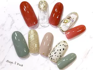 ネイル @.Freestyle 【フリースタイル】所属・根本 奈美のネイルデザイン