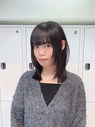 ミディアム カラー yu-kaハッシュ カット/韓国レイヤーのヘアスタイル