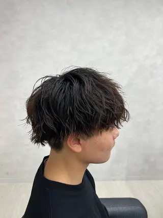 ミディアム パーマ メンズ 🪐メンズ特化 ヤマクラ タイキのヘアスタイル