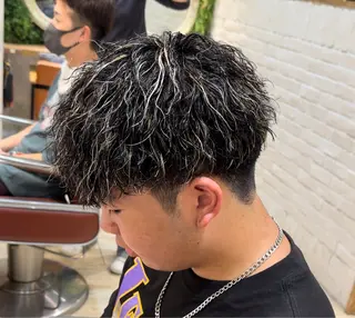 メンズ 🎖️似合わせメンズ パーマ🎖️カネキのヘアスタイル