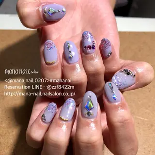 ネイル 廣瀬 真奈美のネイルデザイン