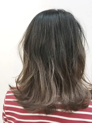 ミディアム カラー yuri🌼 NUMBER 天王寺のヘアスタイル